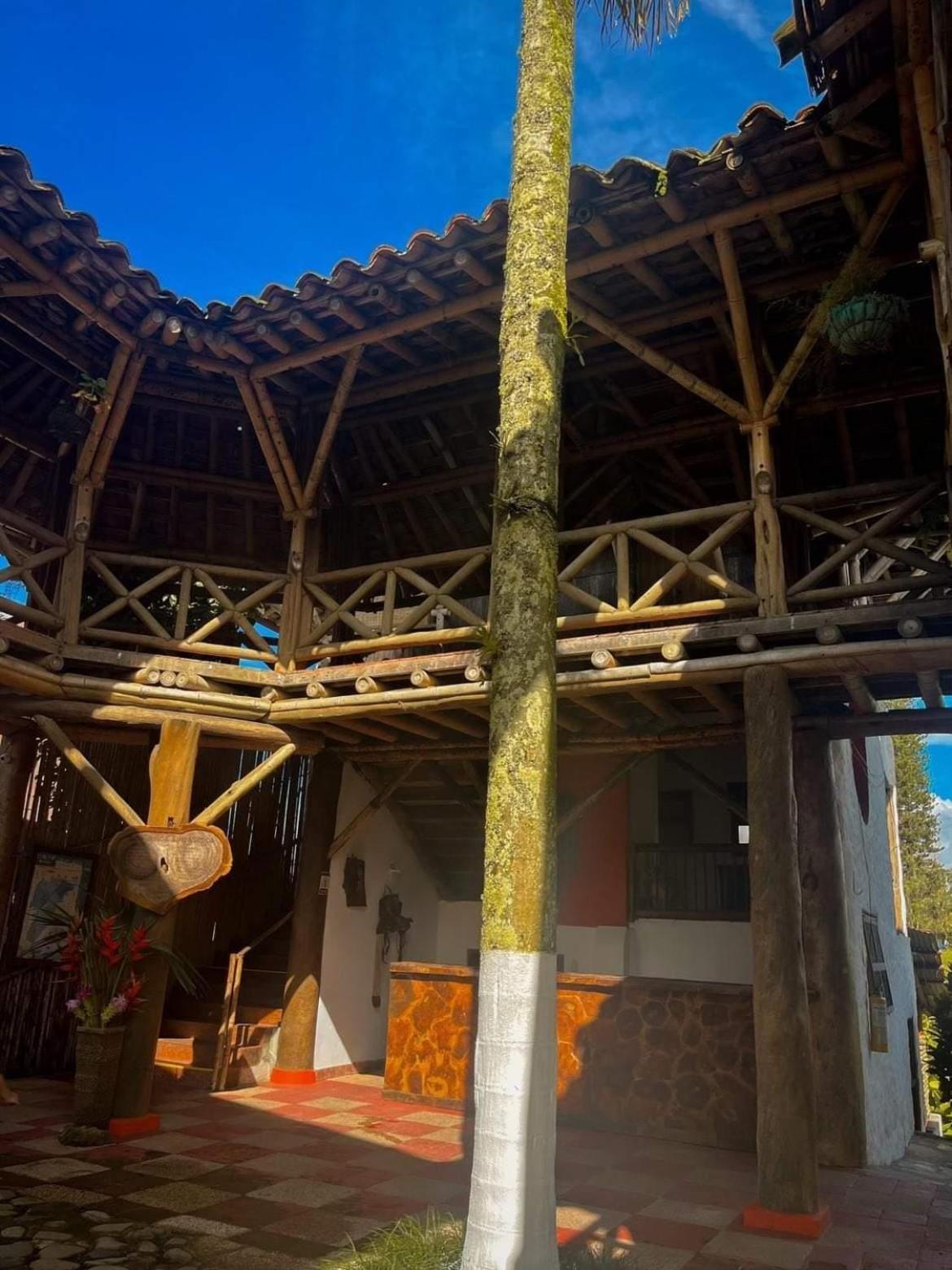 Finca Hotel Palmas Frente A Panaca Quimbaya Exterior photo